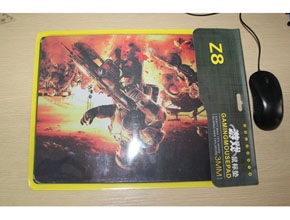  Z8 GAMING MOUSE MAT PAD battery